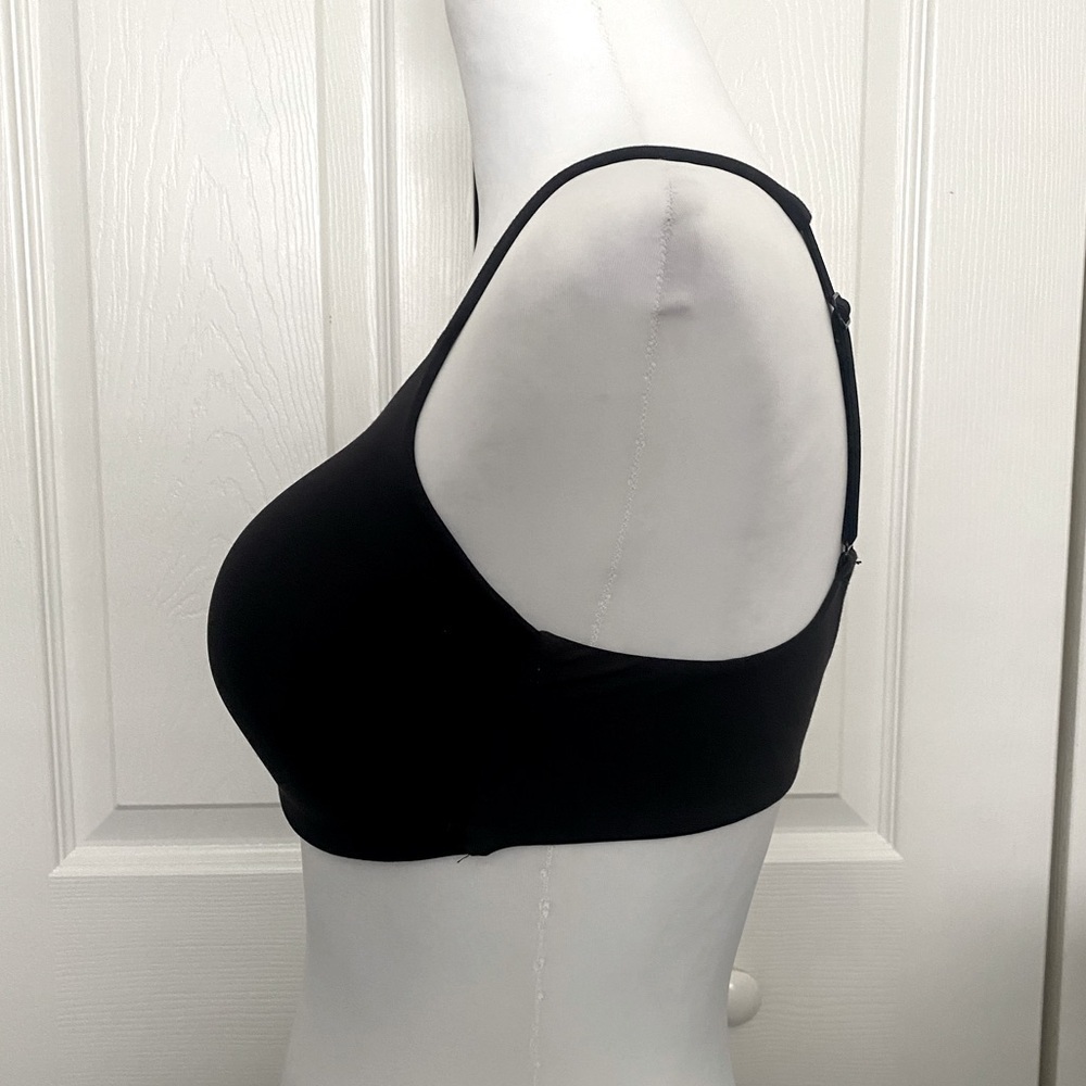 Victoria’s Secret IPEX No-Wire Body by Victoria Black Bra 34D - Picture 2 of 7